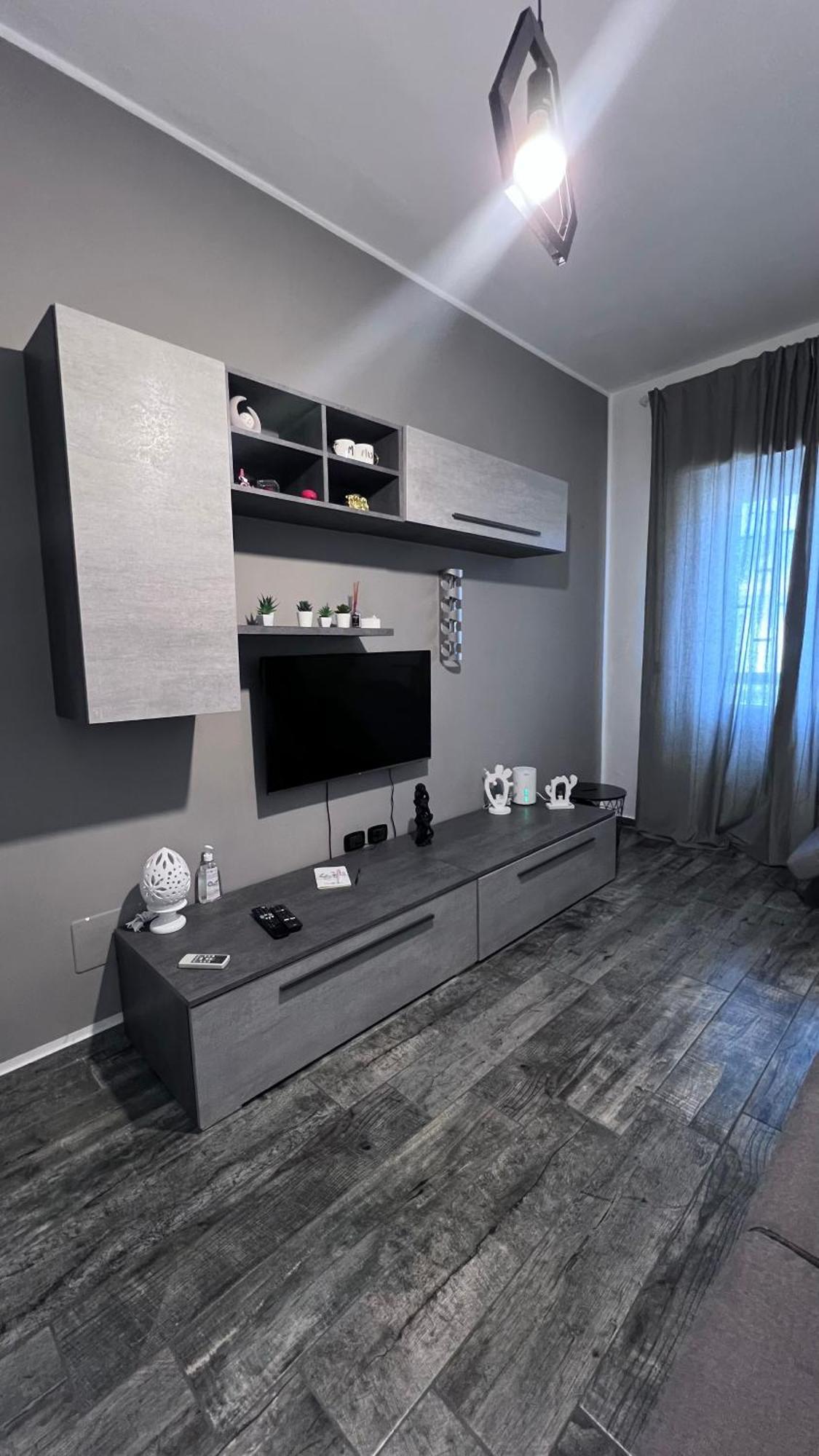 Ideal House * Bari